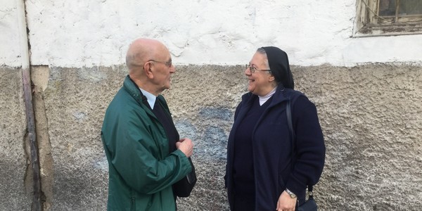 Rencontre inopinée dans une rue du vieux Damas