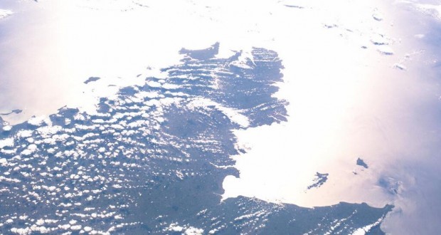 Bretagne vue de l'espace