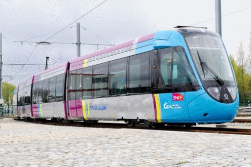 Tram-train_Ayrault_Nantes