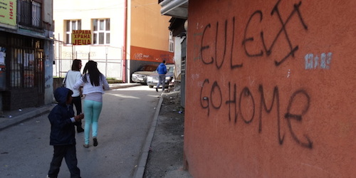 Anti-EULEX_European_Union_Rule_of_Law_Initiative_Graffiti_-_Mitrovica_Serb_Side_-_Kosovo-660x330