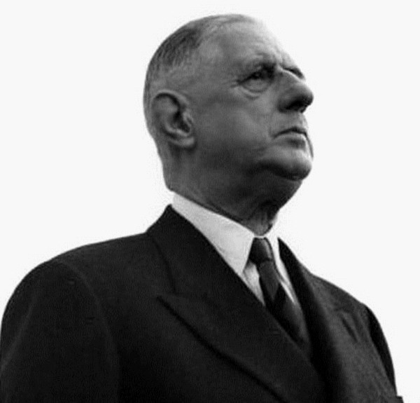 Charles de Gaulle. L’individualisme bourgeois et la philosophie progressiste lui étaient totalement étrangers, 