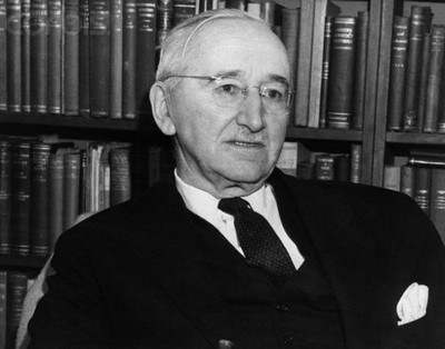 Friedrich Hayek (1899–1992). Une tentative d’associer libéralisme et conservatisme