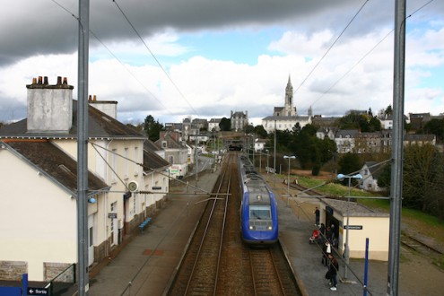 Gare-pont-chateau