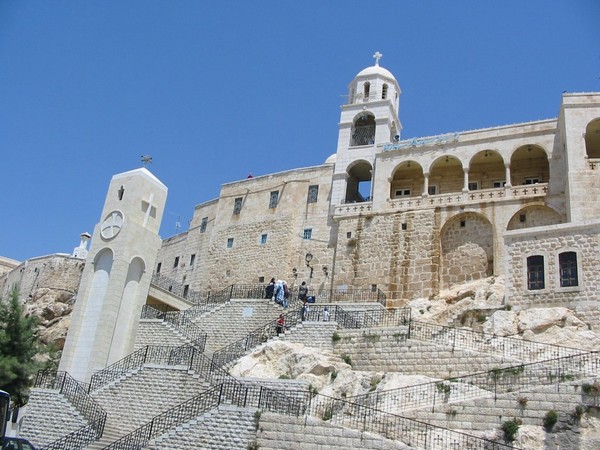 Couvent-orthodoxe-Notre-Dame-de-Sadnaya