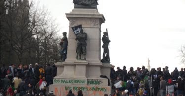 monuments_morts_nantes_violences