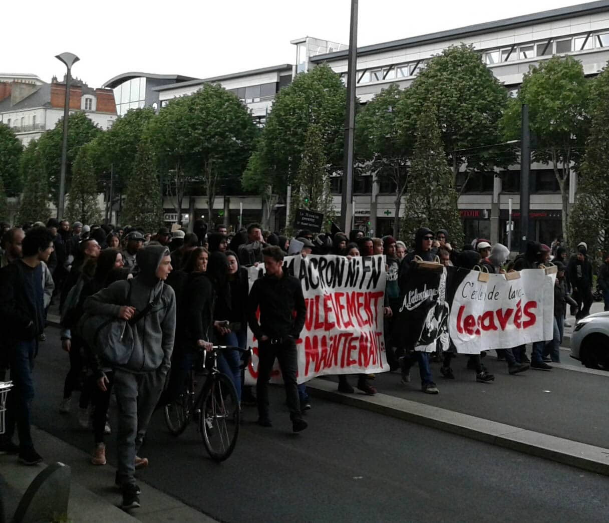 Agression journaliste Nantes manif anti FN