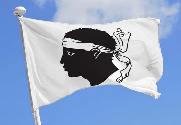 Résultat de recherche d'images pour "drapeau corse breizh info"