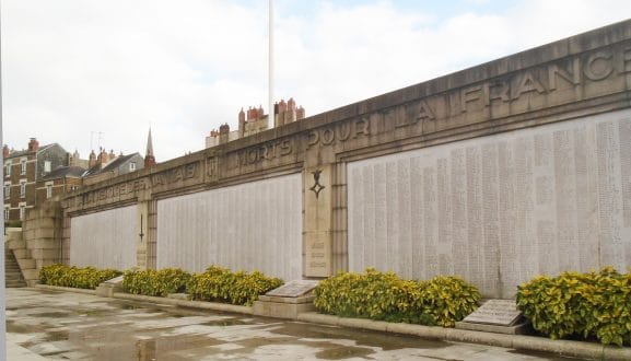 Nantes va rénover le plus grand monuments aux morts de Bretagne