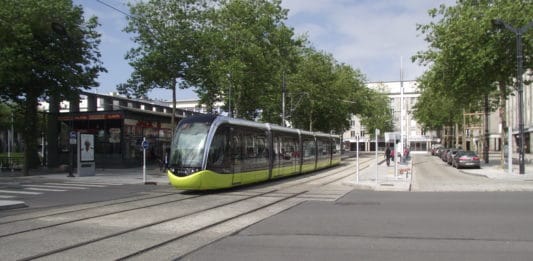 Brest_tram_Place_de_la_Liberté_II
