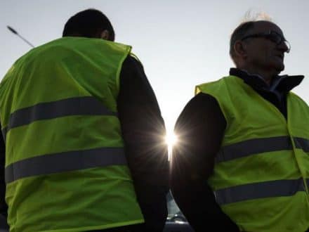 gilets jaunes brest