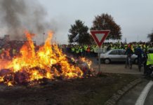 Gilets jaunes. Edouard Philippe n’annonce aucune baisse des taxes gilets-jaunes-macron-hutin