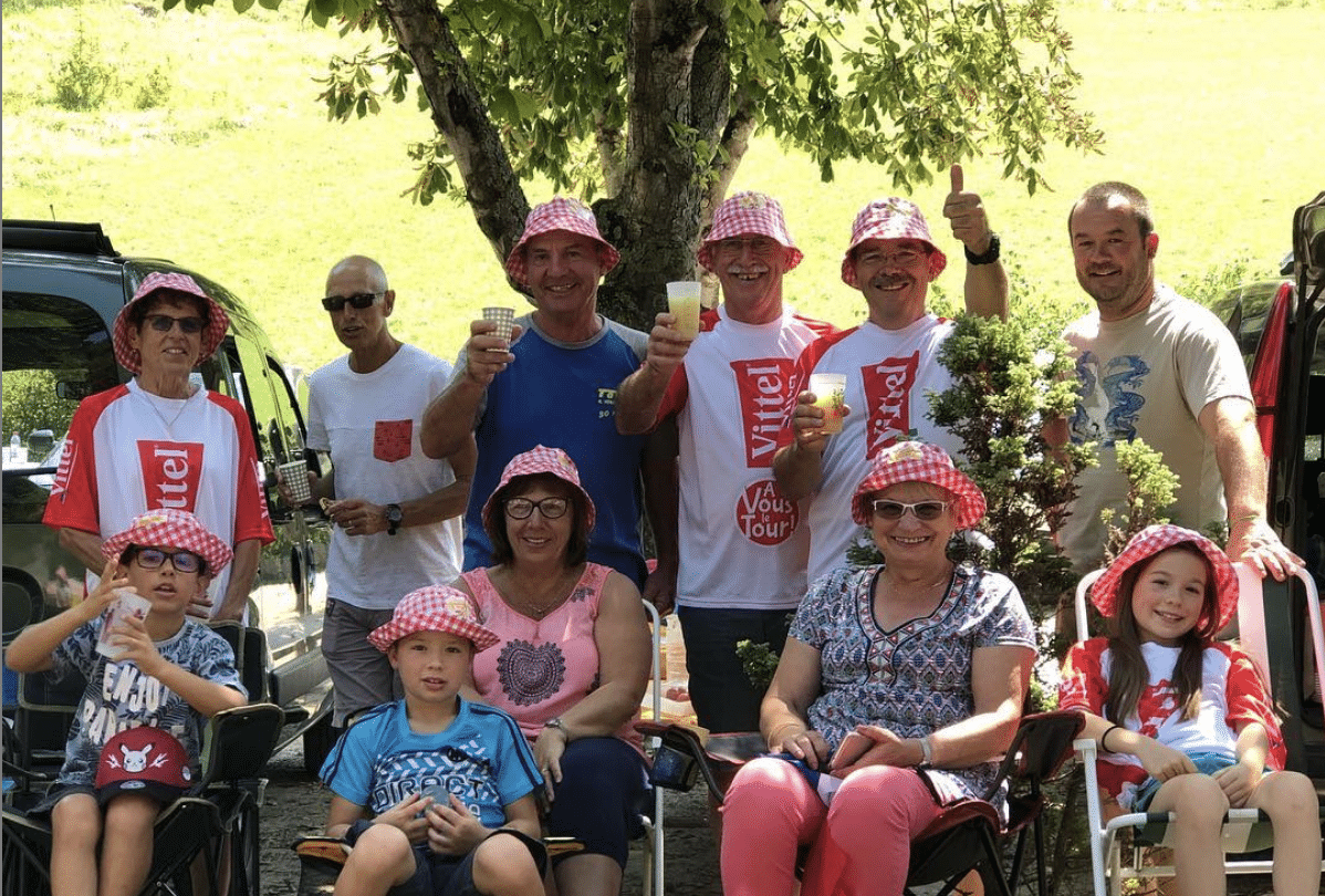 Le bob Cochonou, la star du Tour de France, est-il une pièce mode ? 