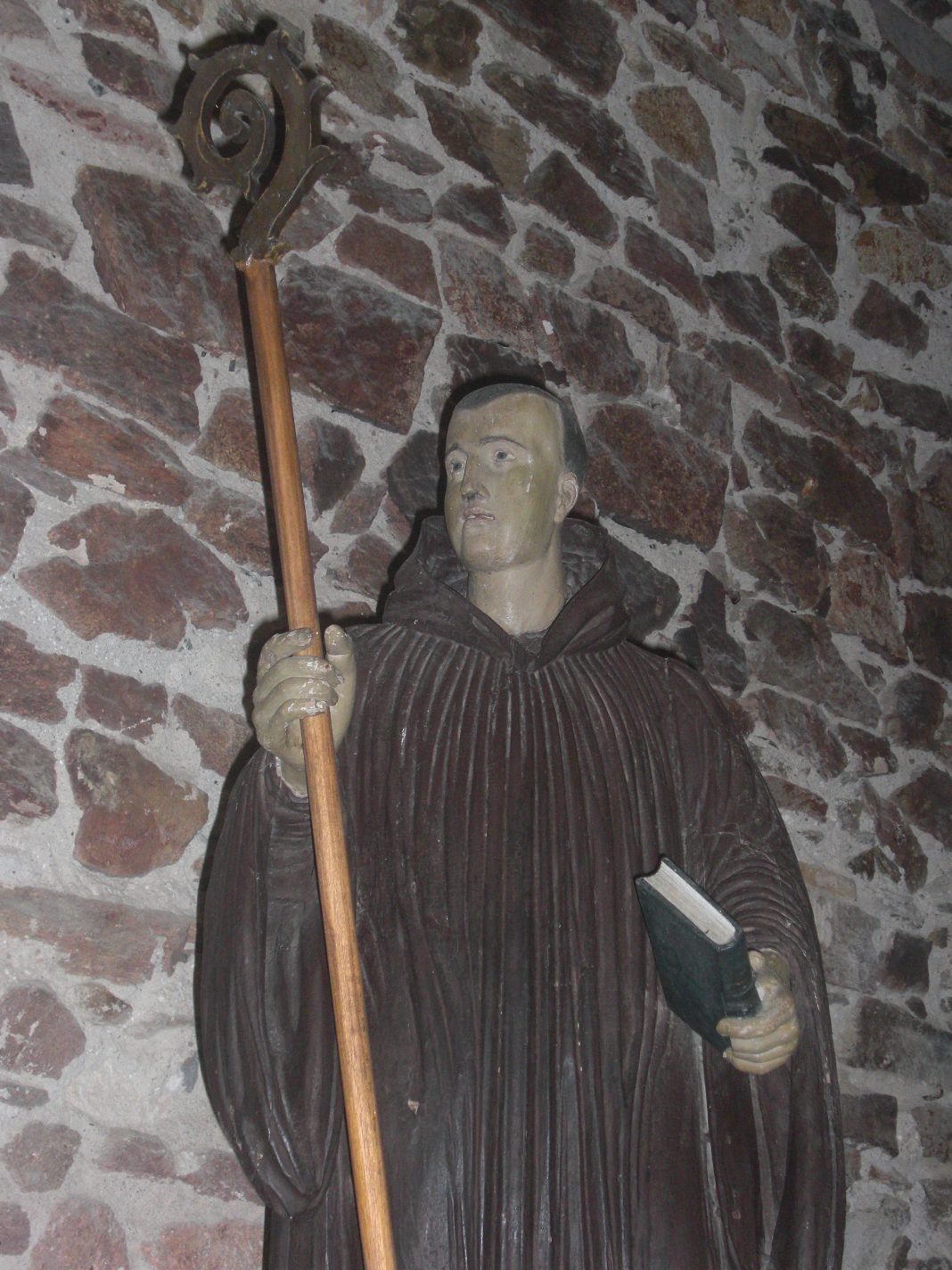A l'abbatiale de SaintPhilbertdeGrandLieu, 1200 ans après