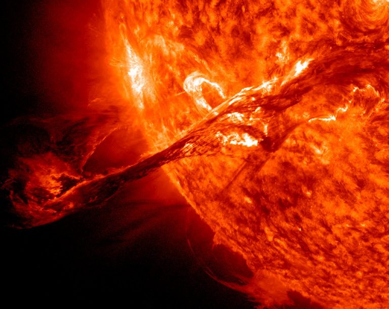 Tempête solaire