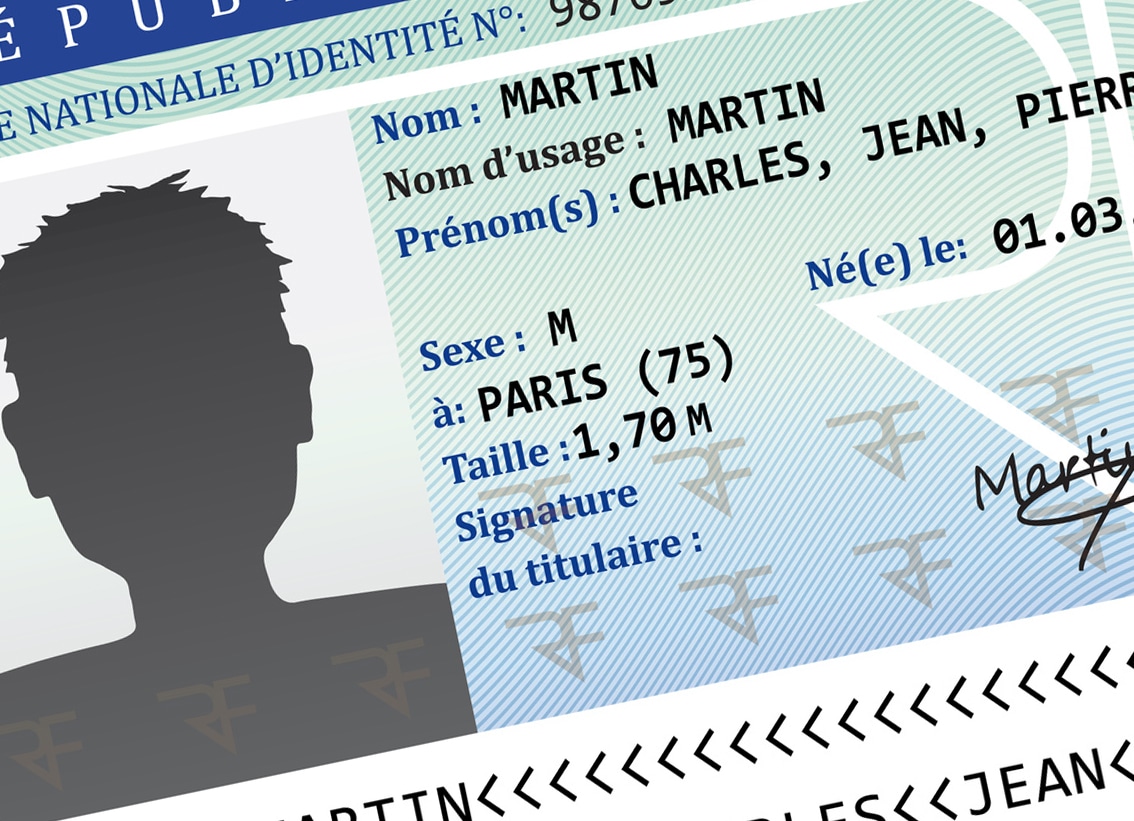 Ma carte d'identité à la poubelle ! Je ne veux plus être ...