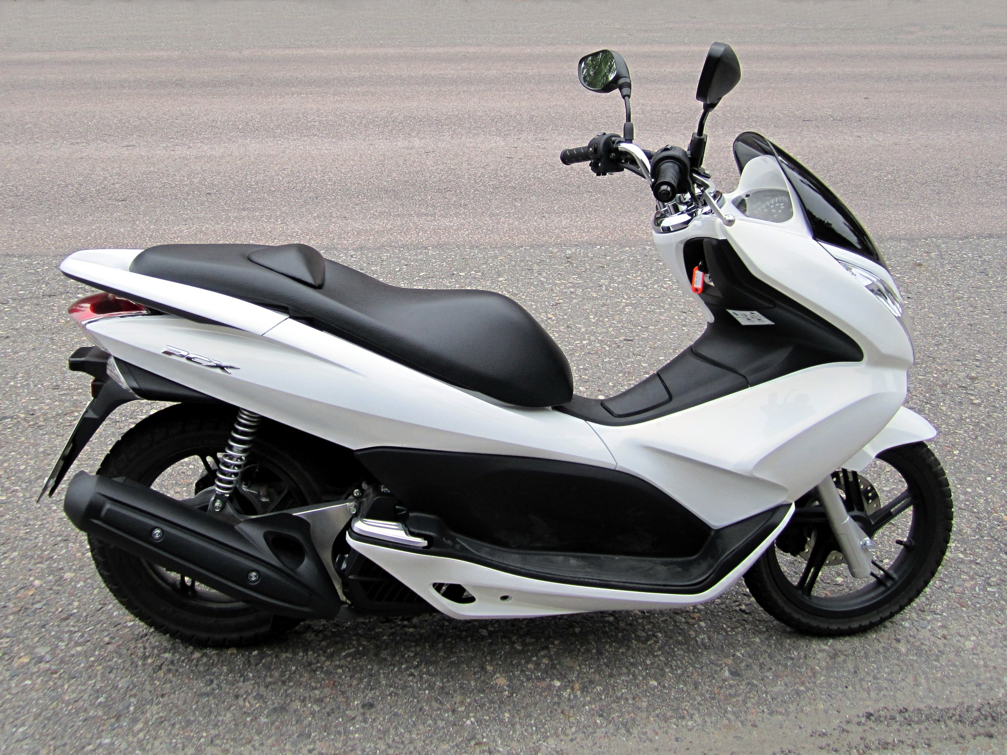 Le 125  PCX  Honda  particuli rement pris  des voleurs