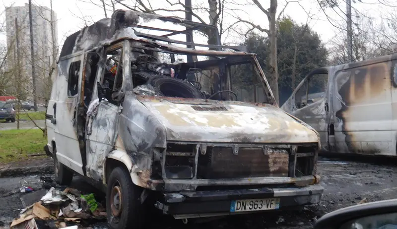 Bretagne. Au moins 62 voitures brûlées, scènes d’émeutes à Nantes . Voitures-malakoff-6.jpg