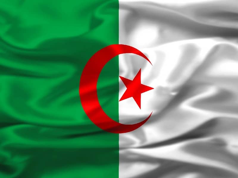 https://www.breizh-info.com/wp-content/uploads/2021/12/drapeau-algerie1.jpg