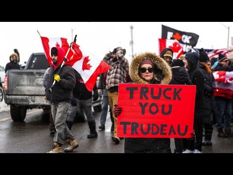 Canada : des camionneurs bloquent Ottawa, contre l'obligation vaccinale, Trudeau se planque